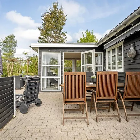 Dania - 500m From The Sea By Interhome *