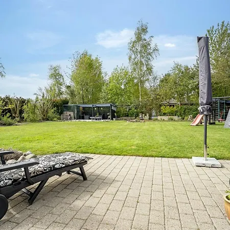 Dania - 500m From The Sea By Interhome Bøtø By
